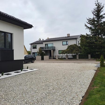 Luxury Apartment Private House And Parking Netflix Tartu Exterior photo
