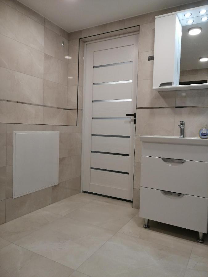 Luxury Apartment Private House And Parking Netflix Tartu Exterior photo
