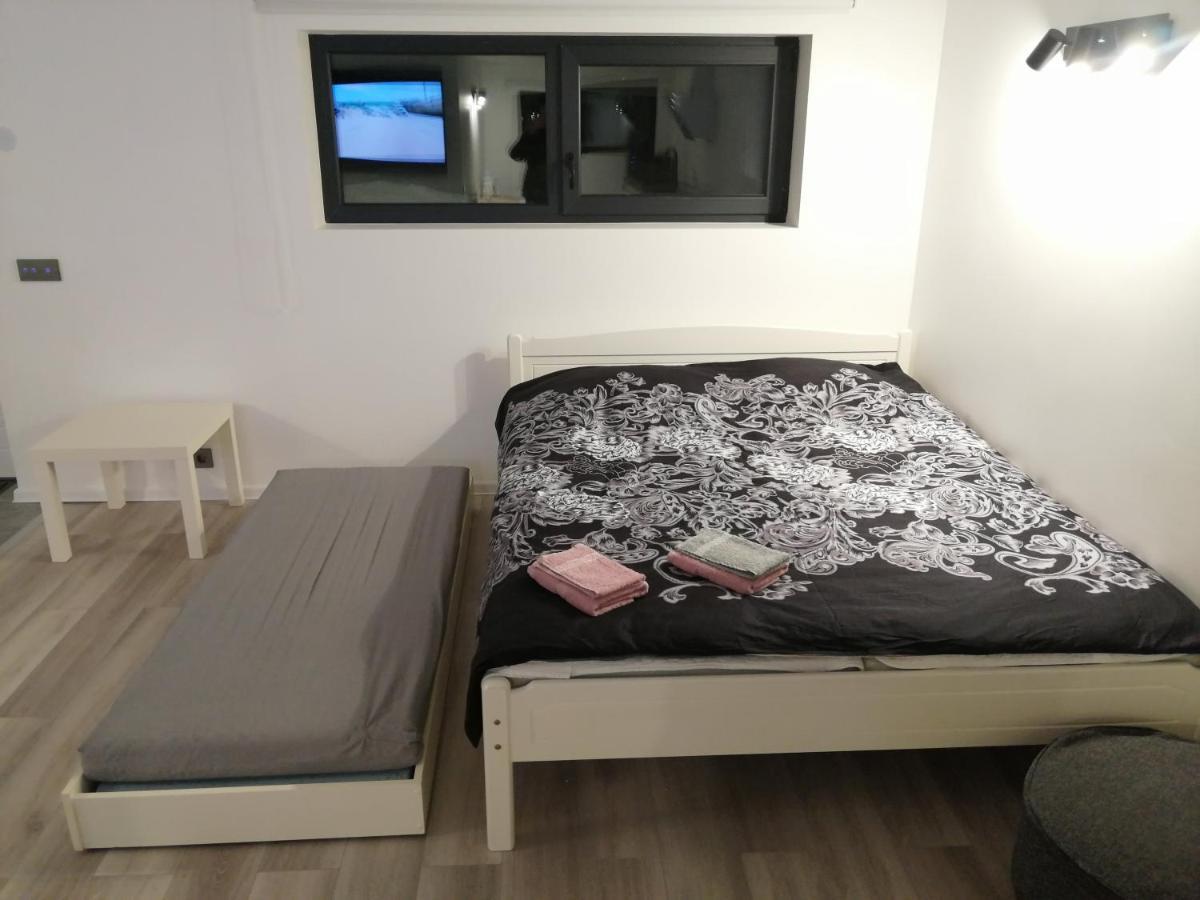 Luxury Apartment Private House And Parking Netflix Tartu Exterior photo
